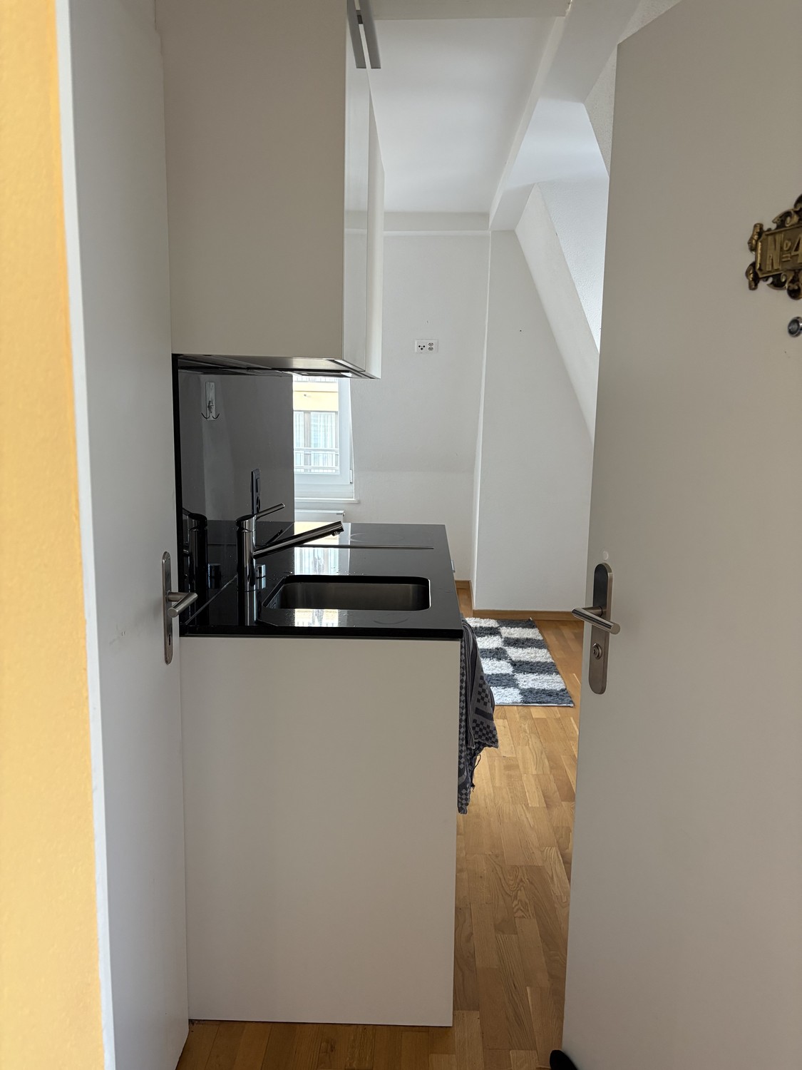 1 room apartment, photo 3 of 7