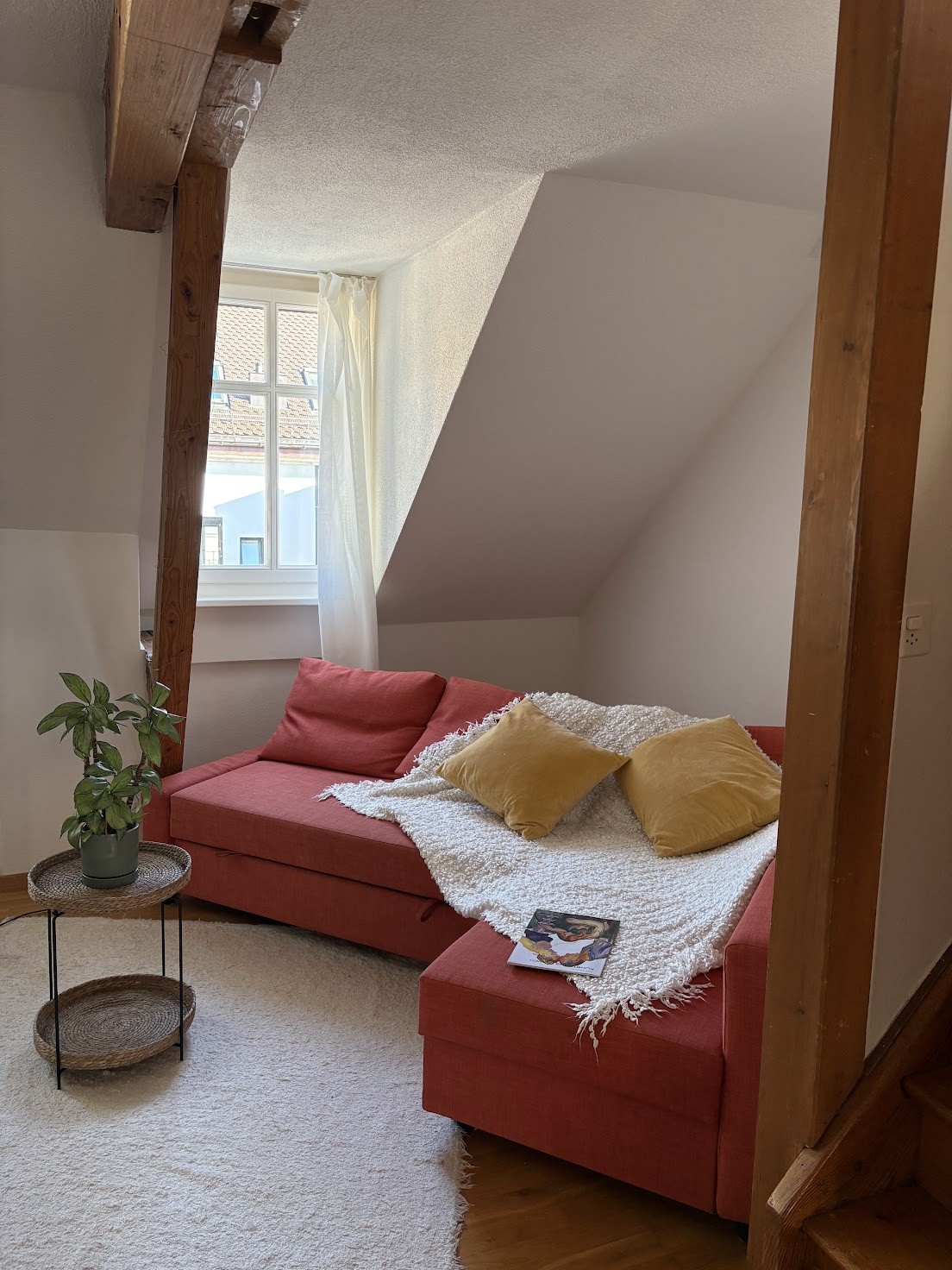 3 rooms apartment, photo 1 of 6