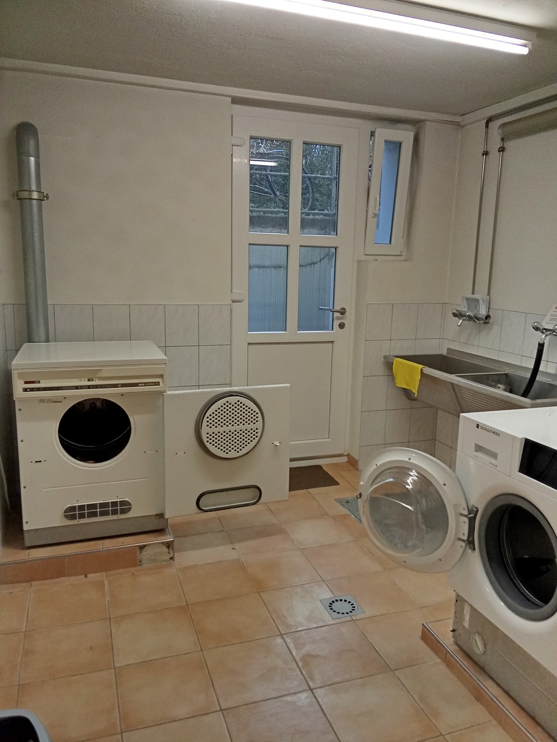 2 room apartment, photo 8 of 9