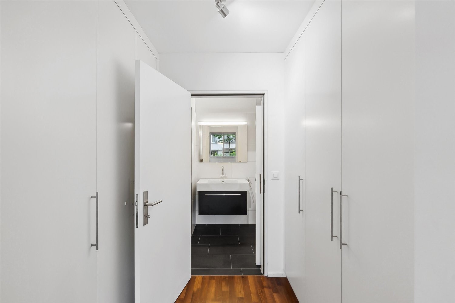 3 ½ rooms apartment, photo 9 of 10
