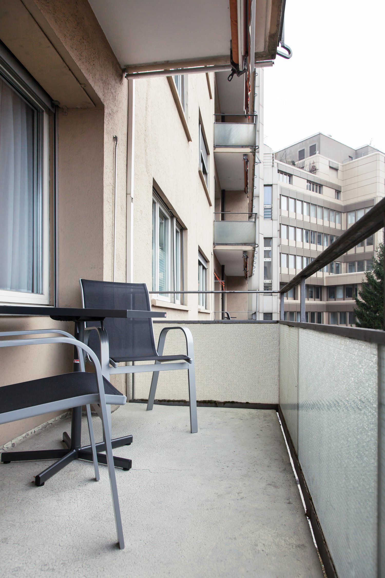 1 ½-Zimmer-Wohnung möbliert