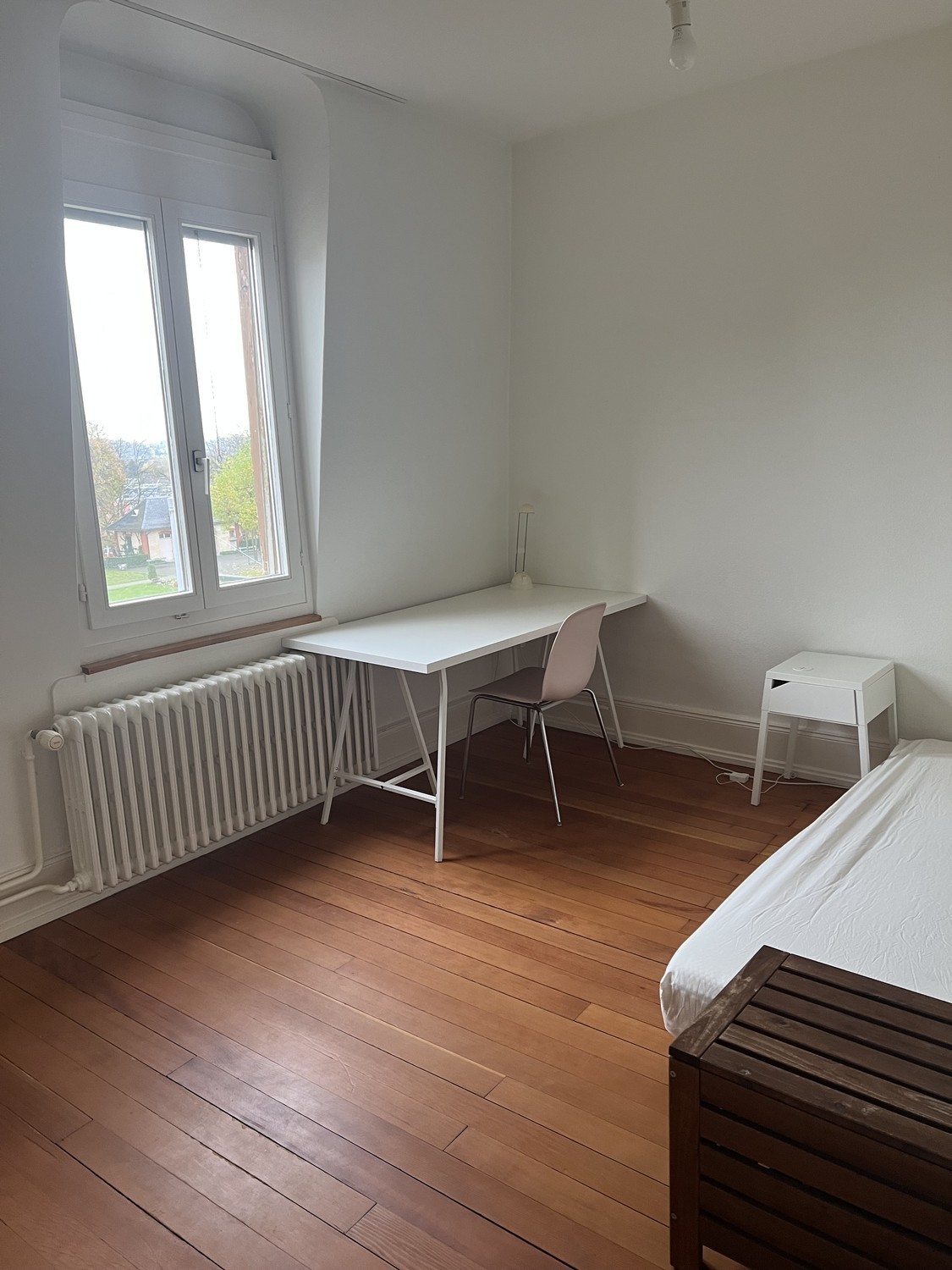 Chambre dans un appartement partagé