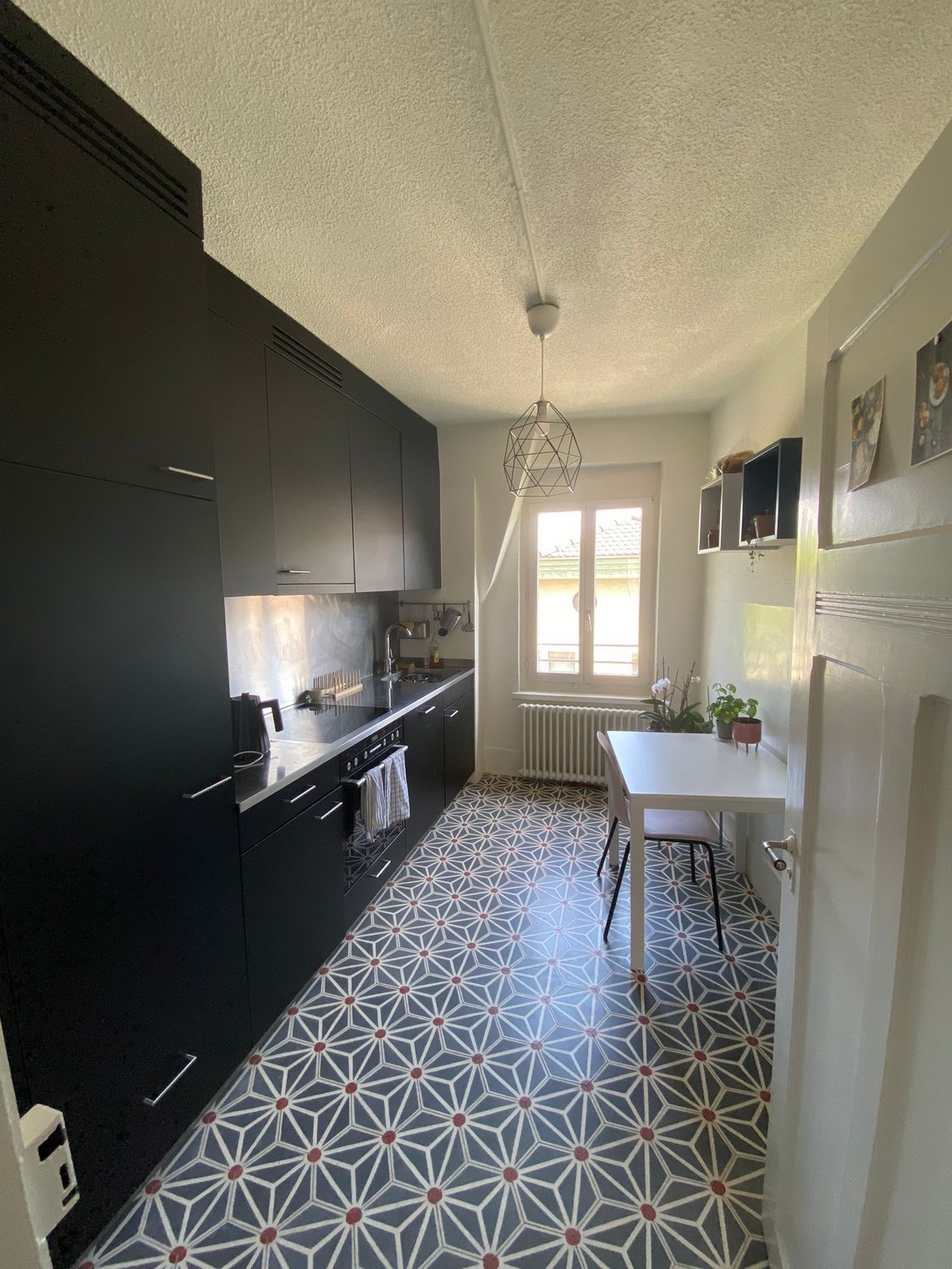 Chambre dans un appartement partagé
