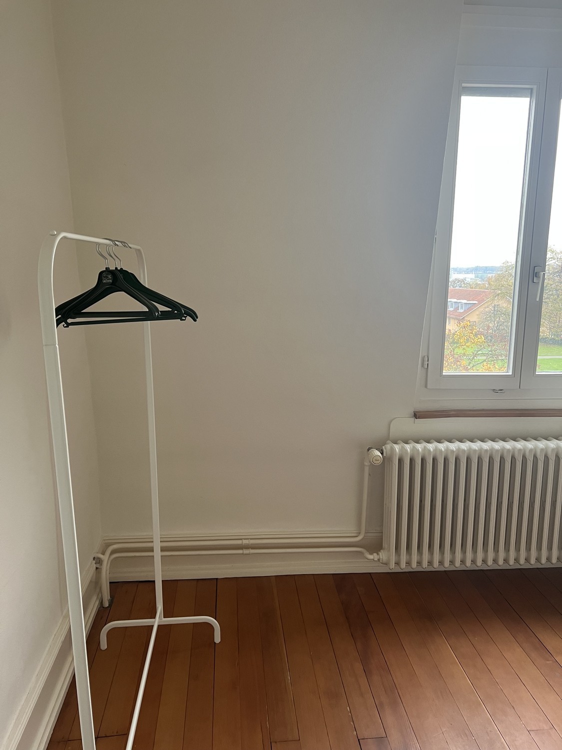 Chambre dans un appartement partagé