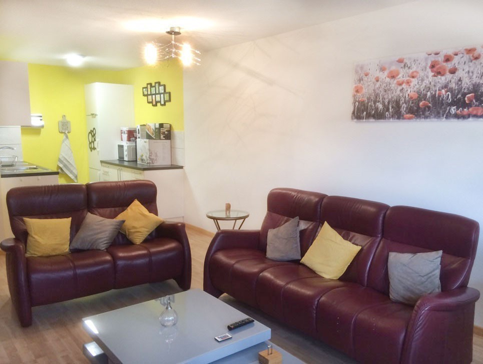 2 ½ Zimmer möblierte Wohnung