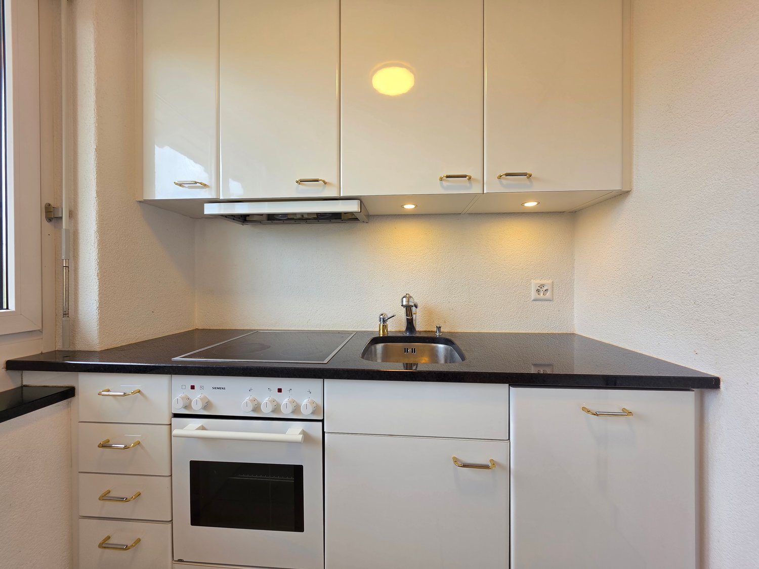 1 room apartment, photo 1 of 10