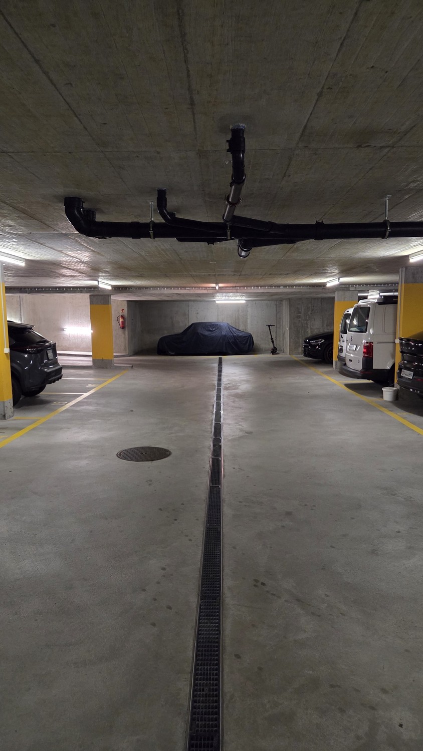 Open slot, photo 3 of 3