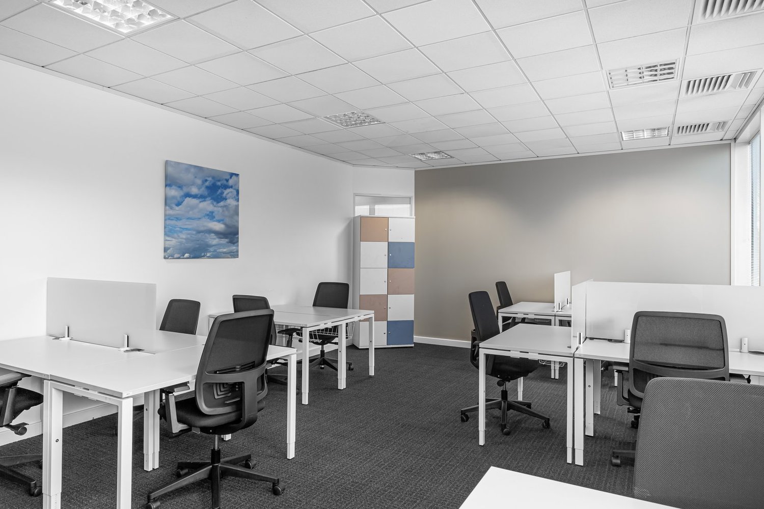 175m² office