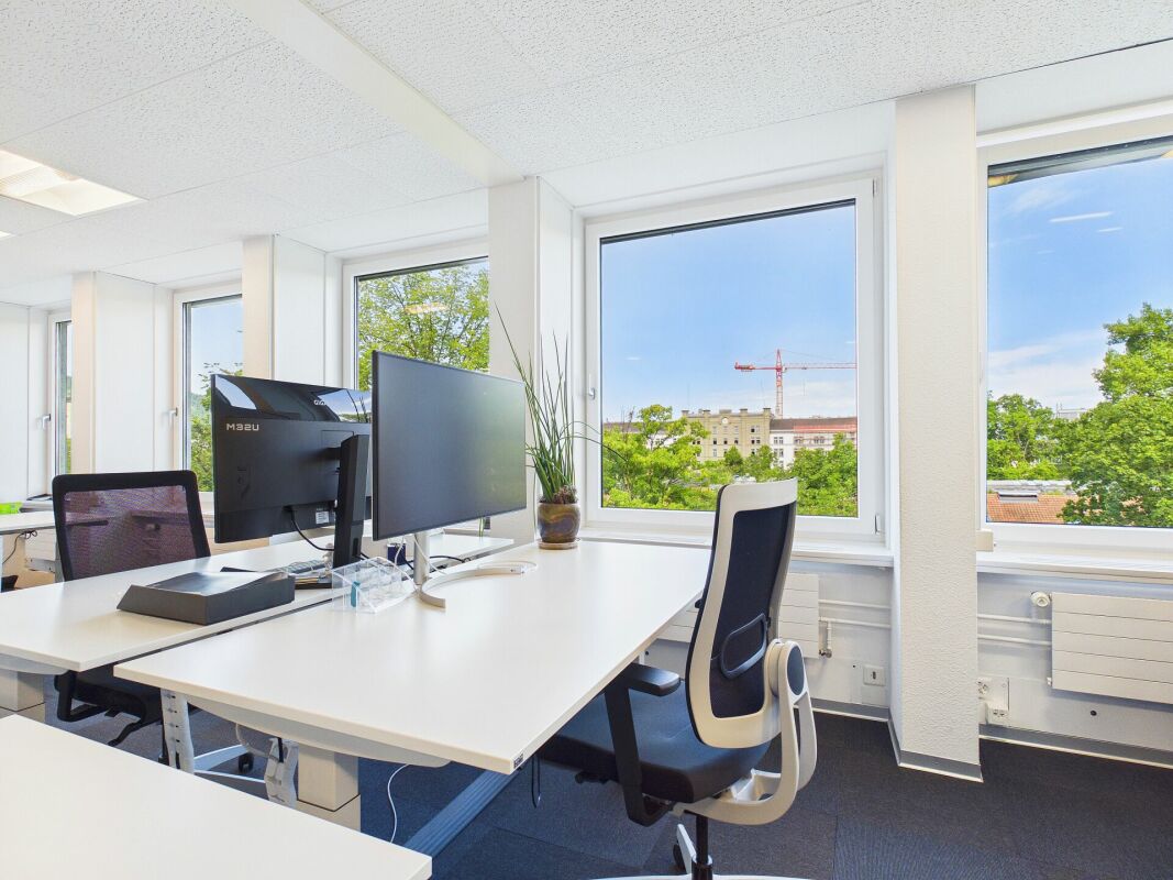 164m² office