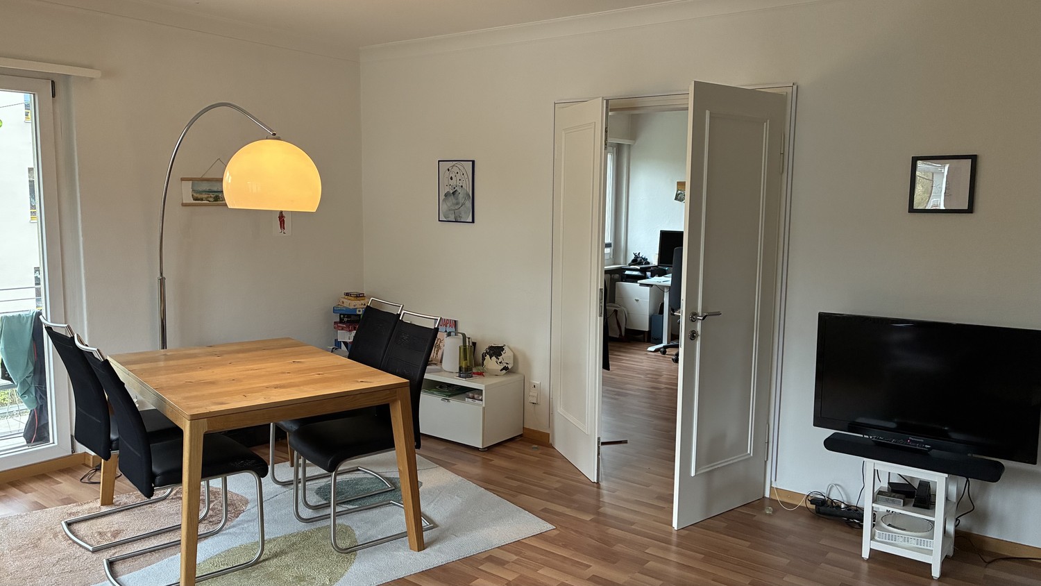 4 rooms apartment, photo 1 of 8