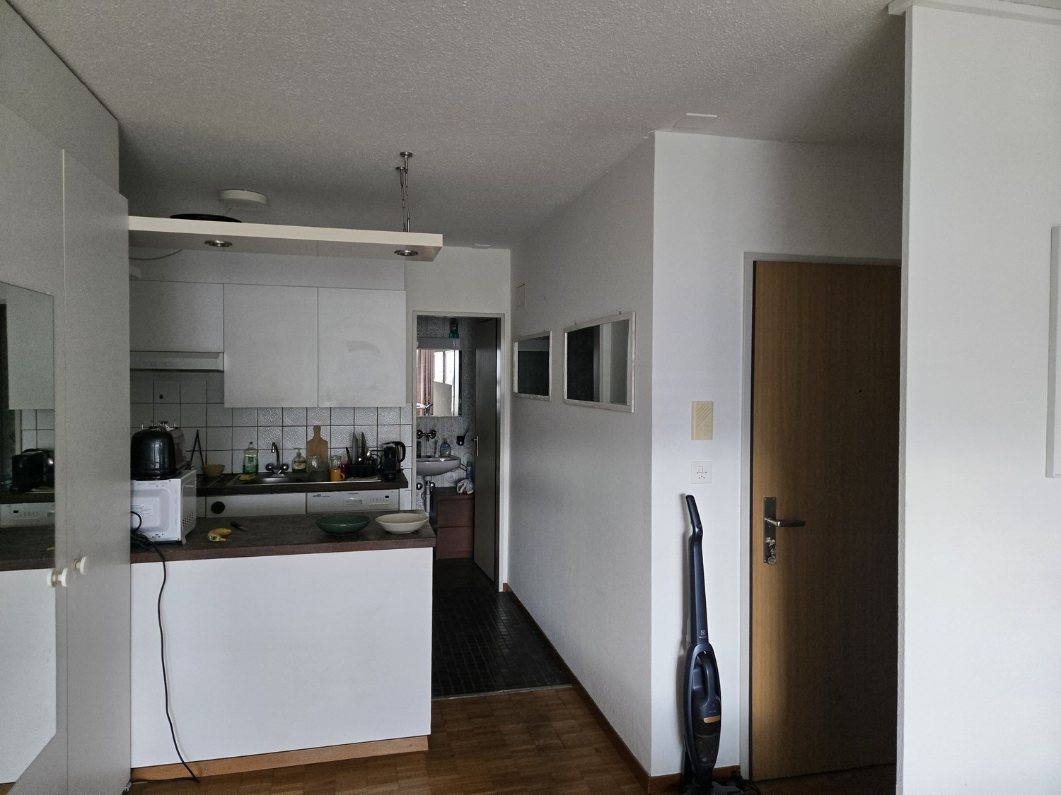 1 room apartment, photo 1 of 8