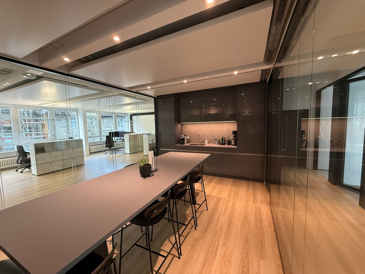 80m² bureau