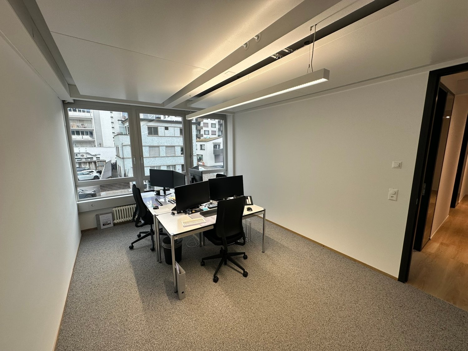 80m² bureau