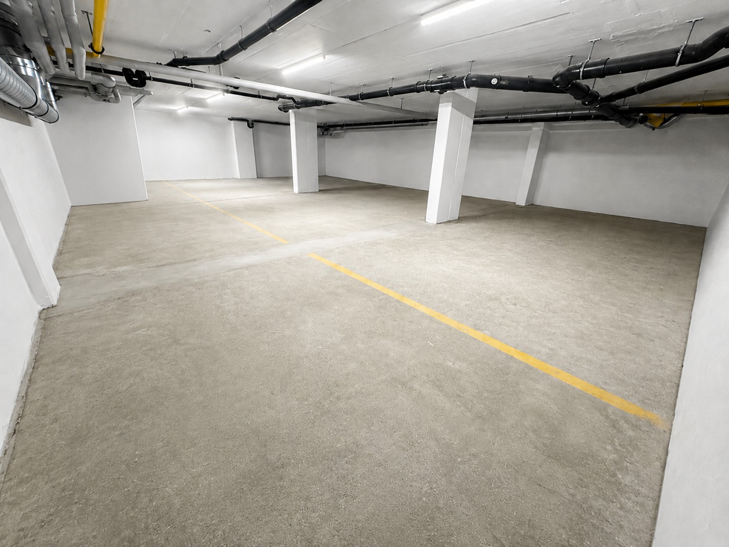 142m² hobby room