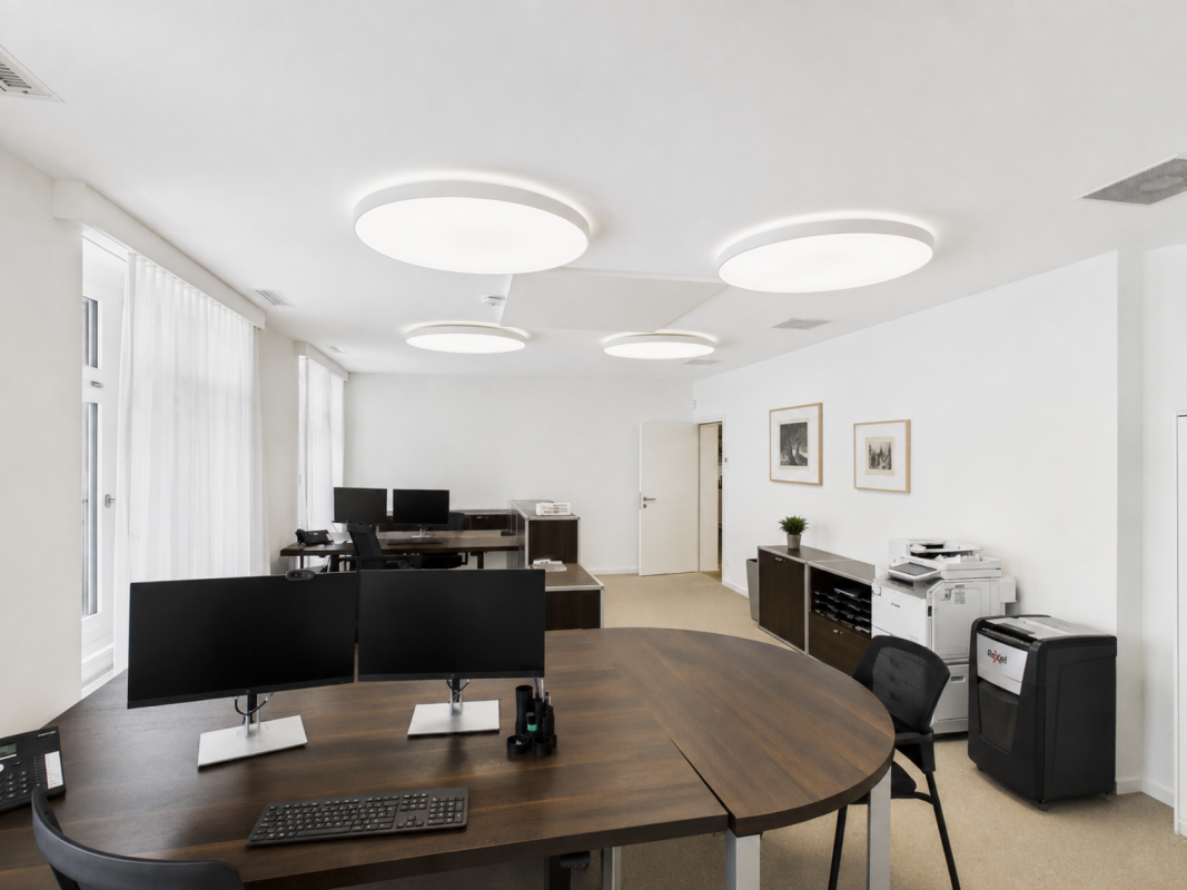 155m² office