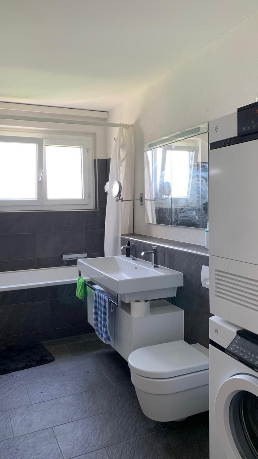 Chambre dans un appartement partagé