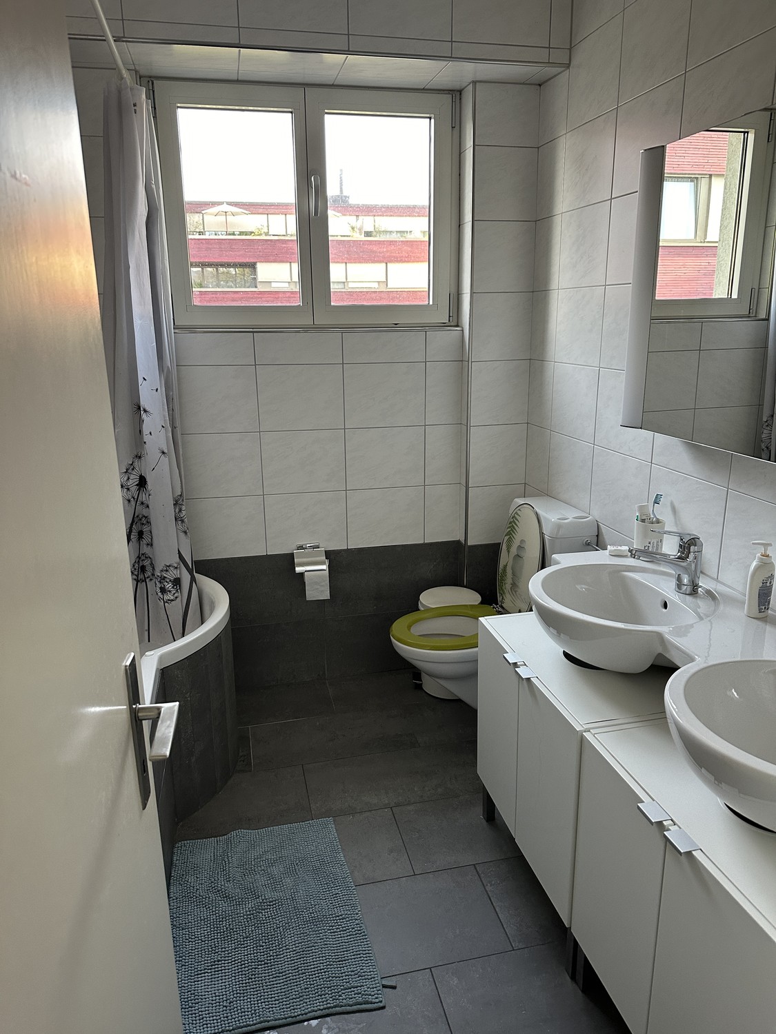 Room in a shared flat, photo 8 of 9