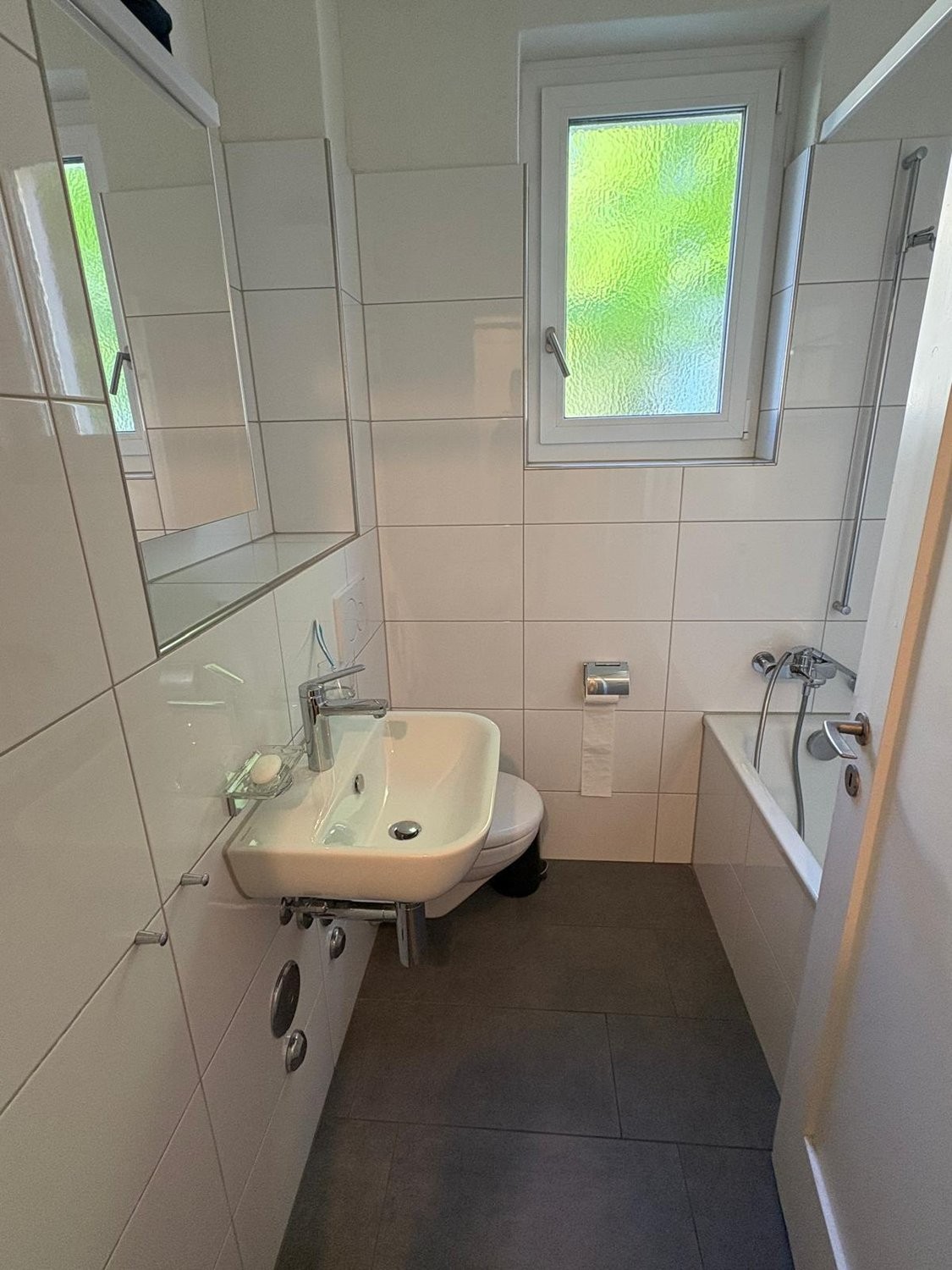1 room furnished flat, photo 4 of 6