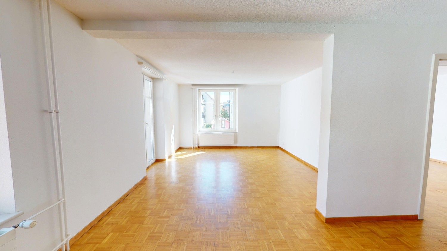 3 rooms apartment, photo 2 of 9