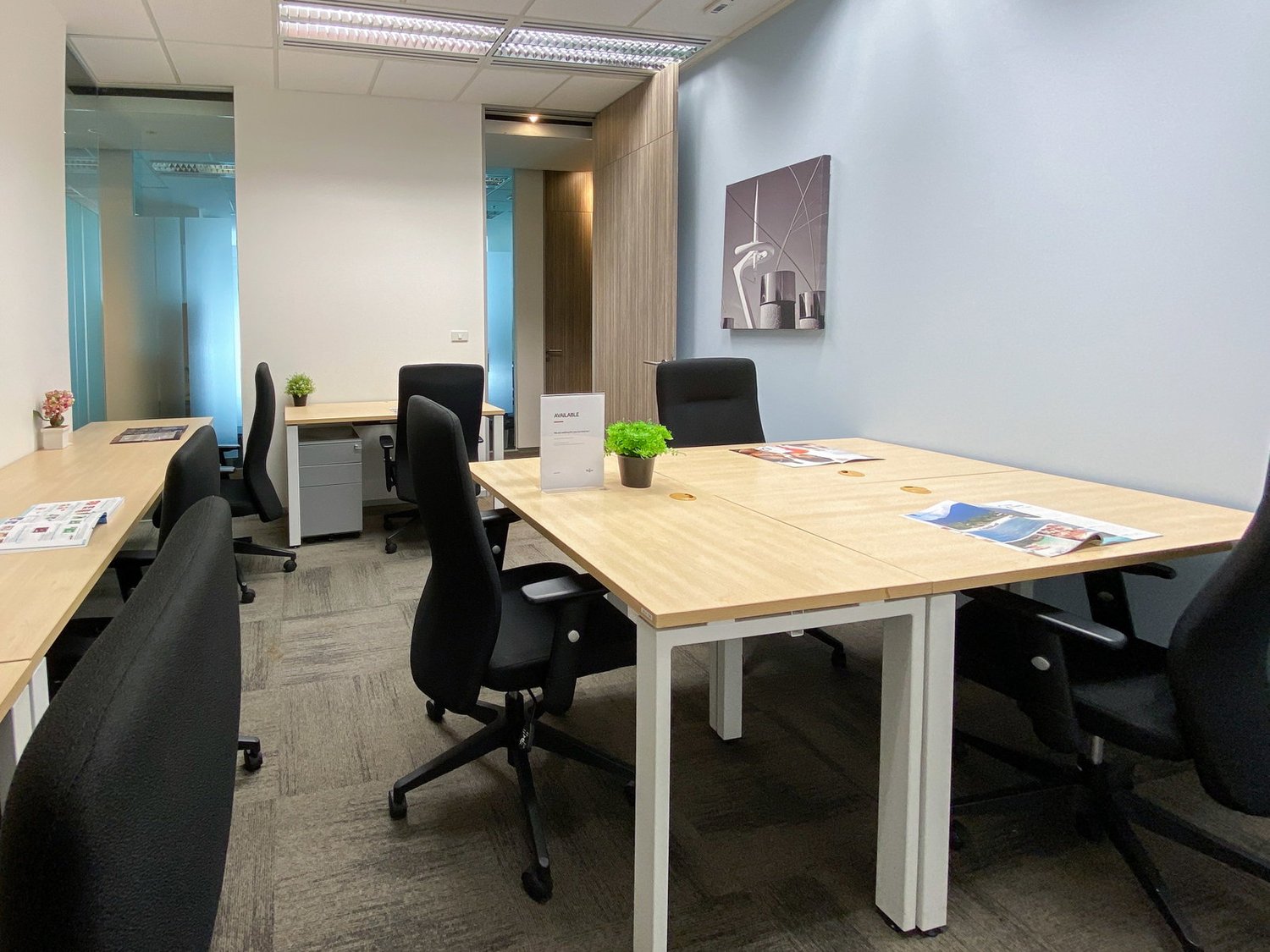 225m² office