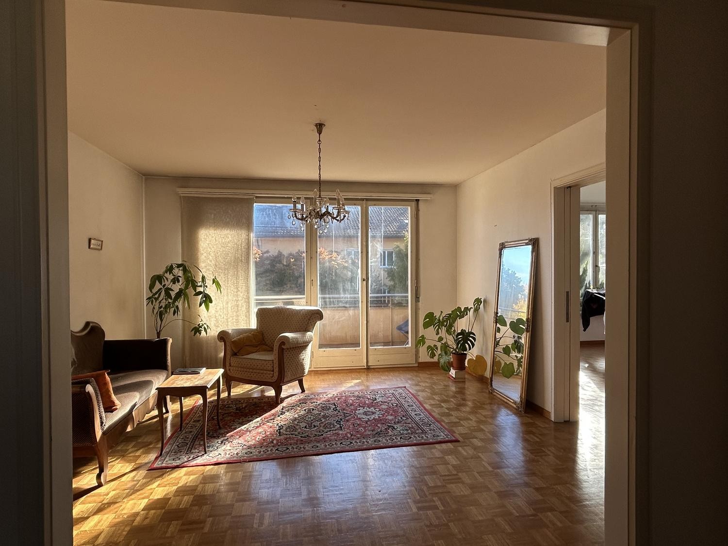 4 rooms apartment, photo 1 of 9