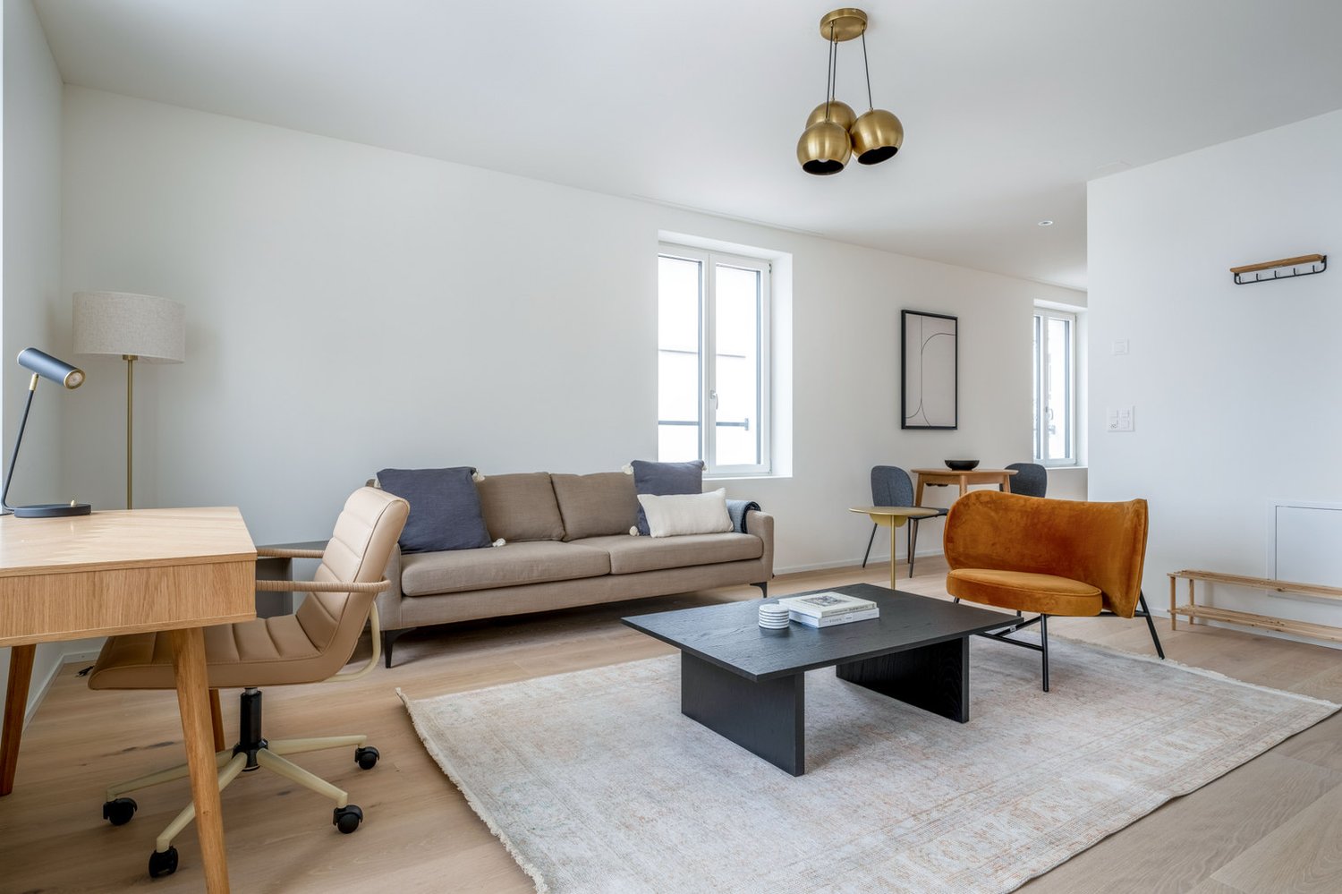 2 rooms furnished flat