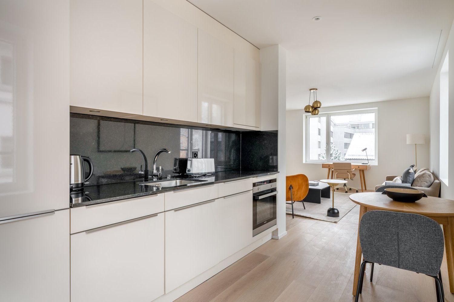 2 rooms furnished flat