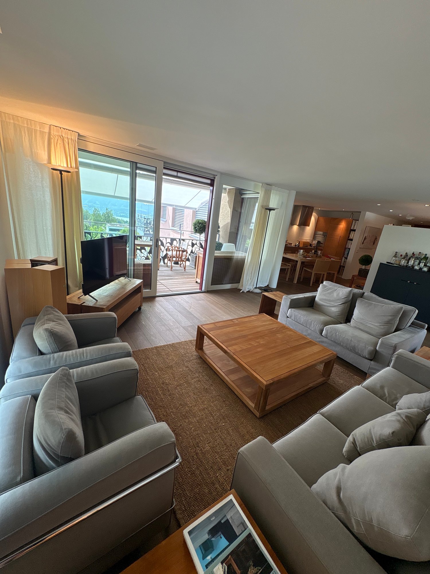 2 ½ rooms furnished flat