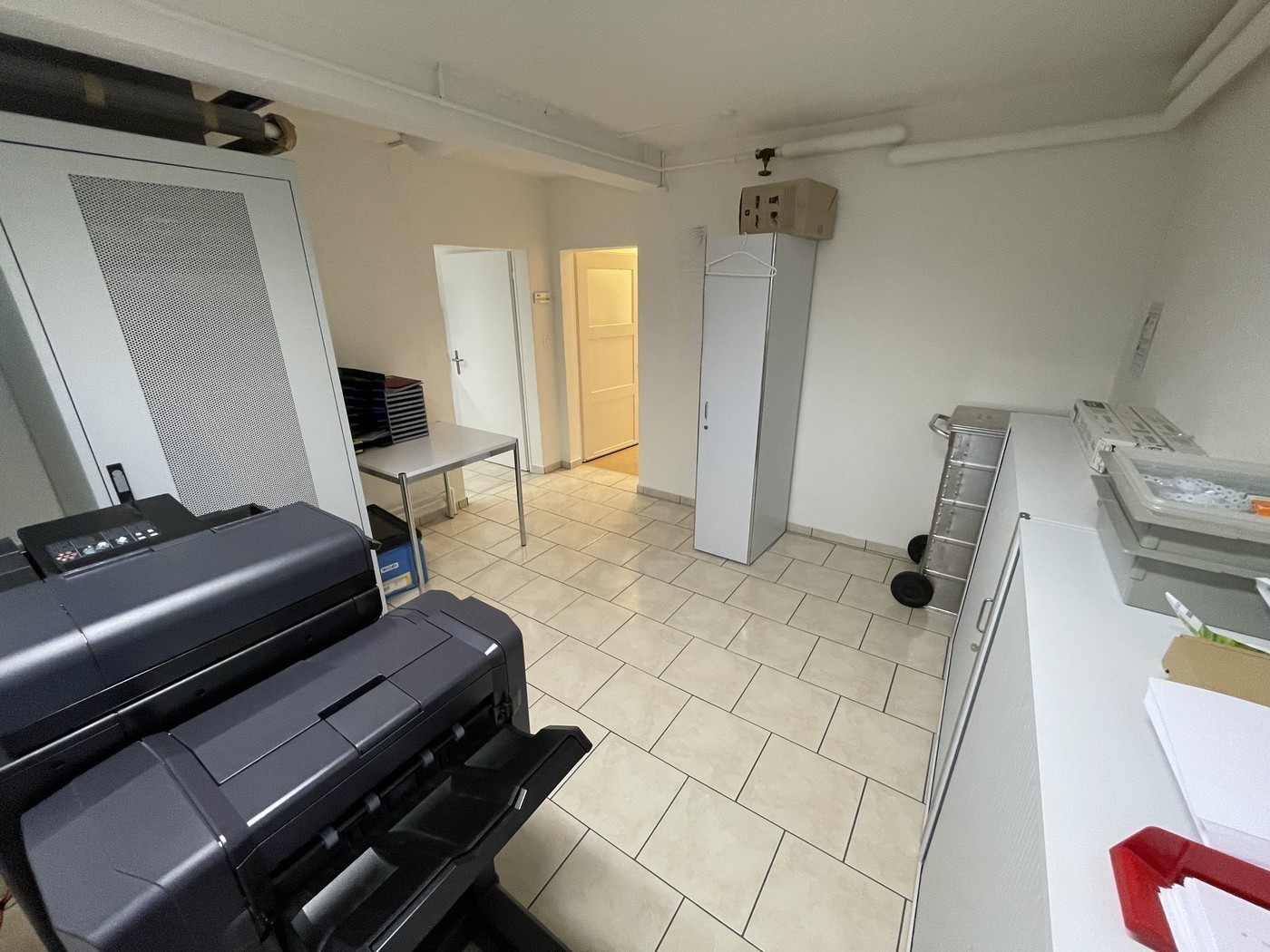 112m² office
