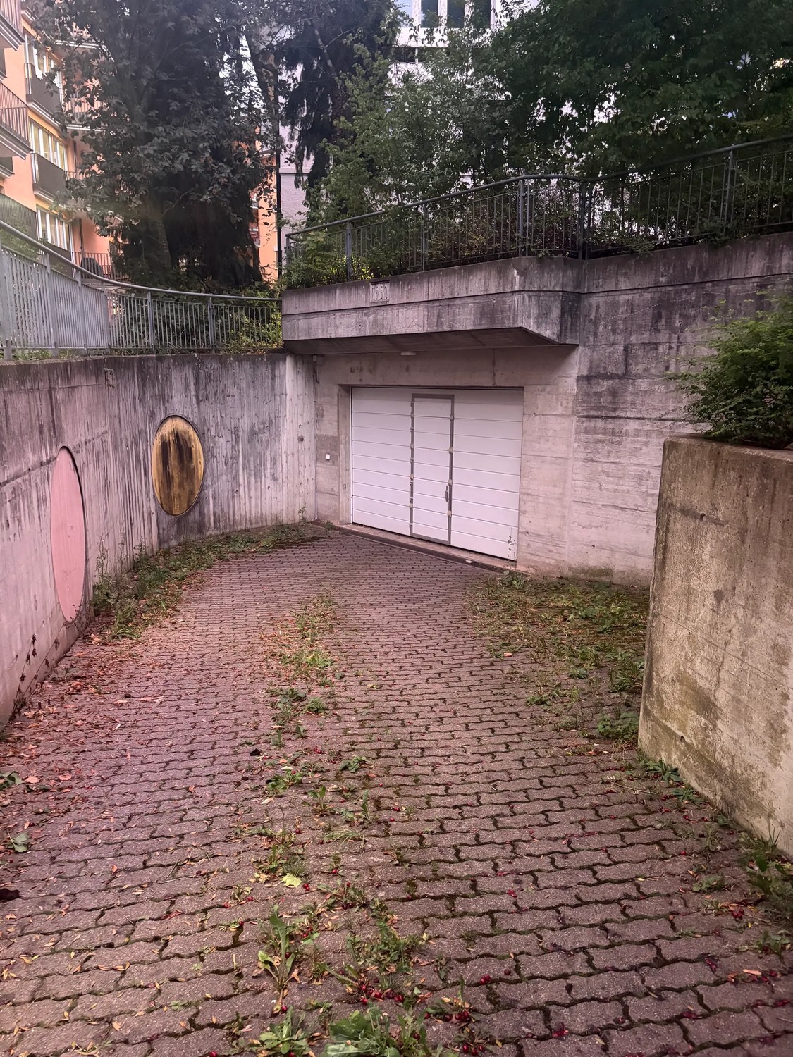 Underground slot