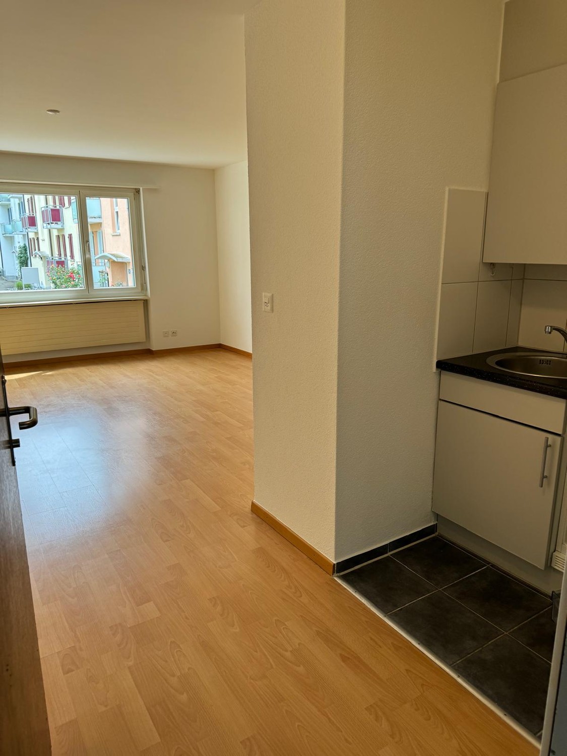 1 room apartment, photo 6 of 8