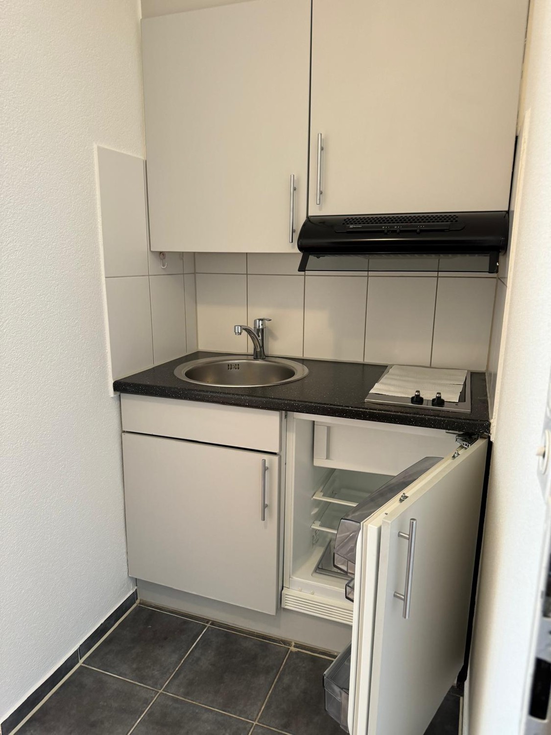 1 room apartment, photo 4 of 8