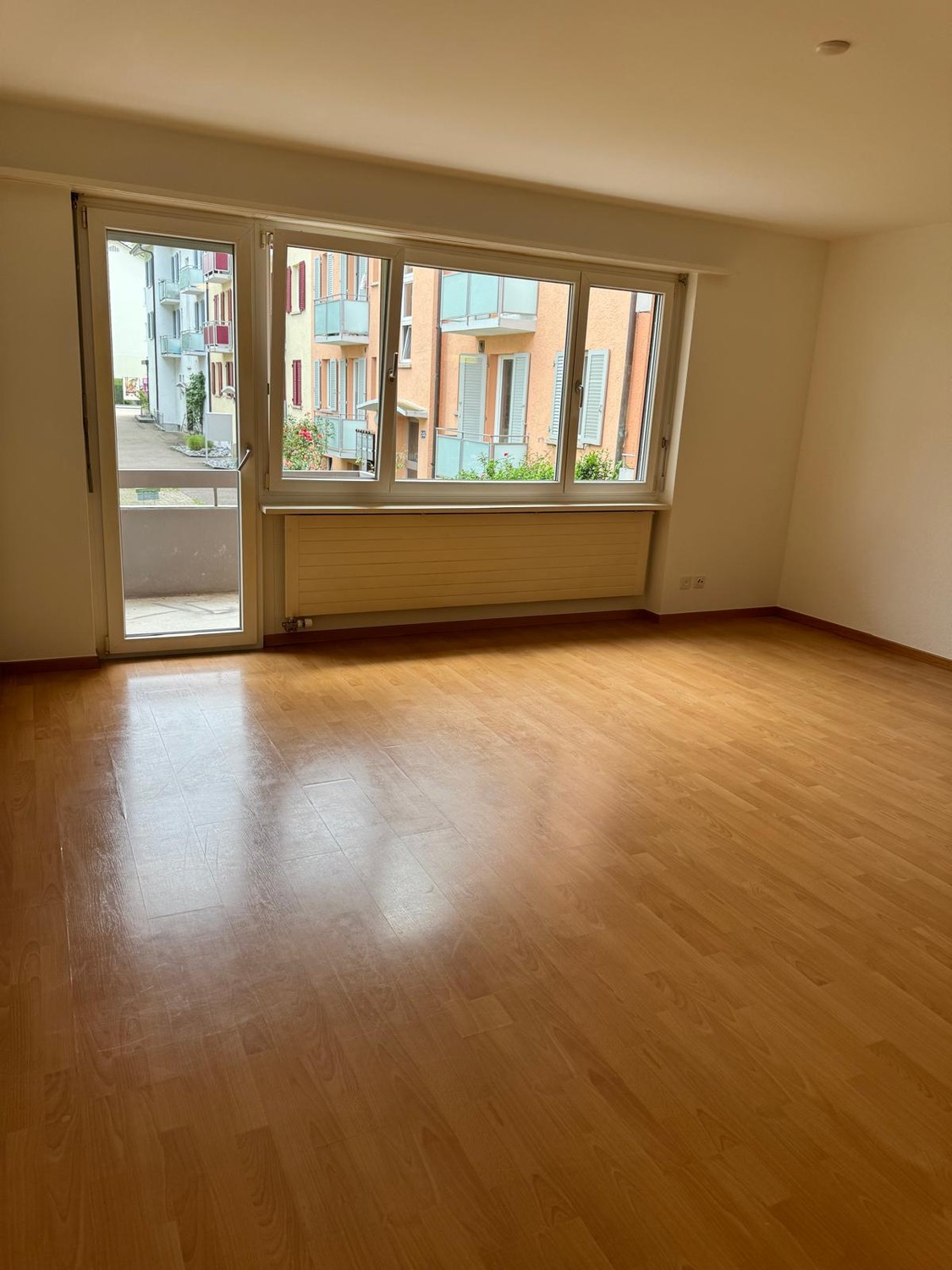 1 room apartment, photo 1 of 8