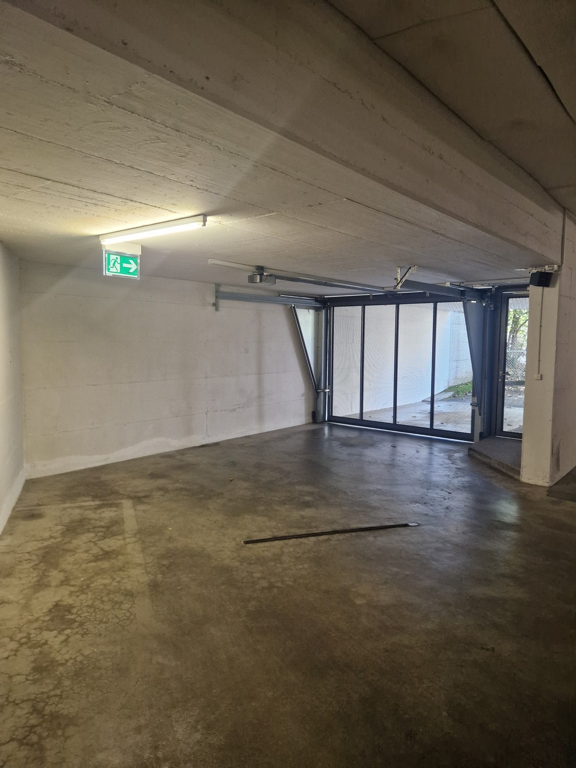 Open slot, photo 3 of 3