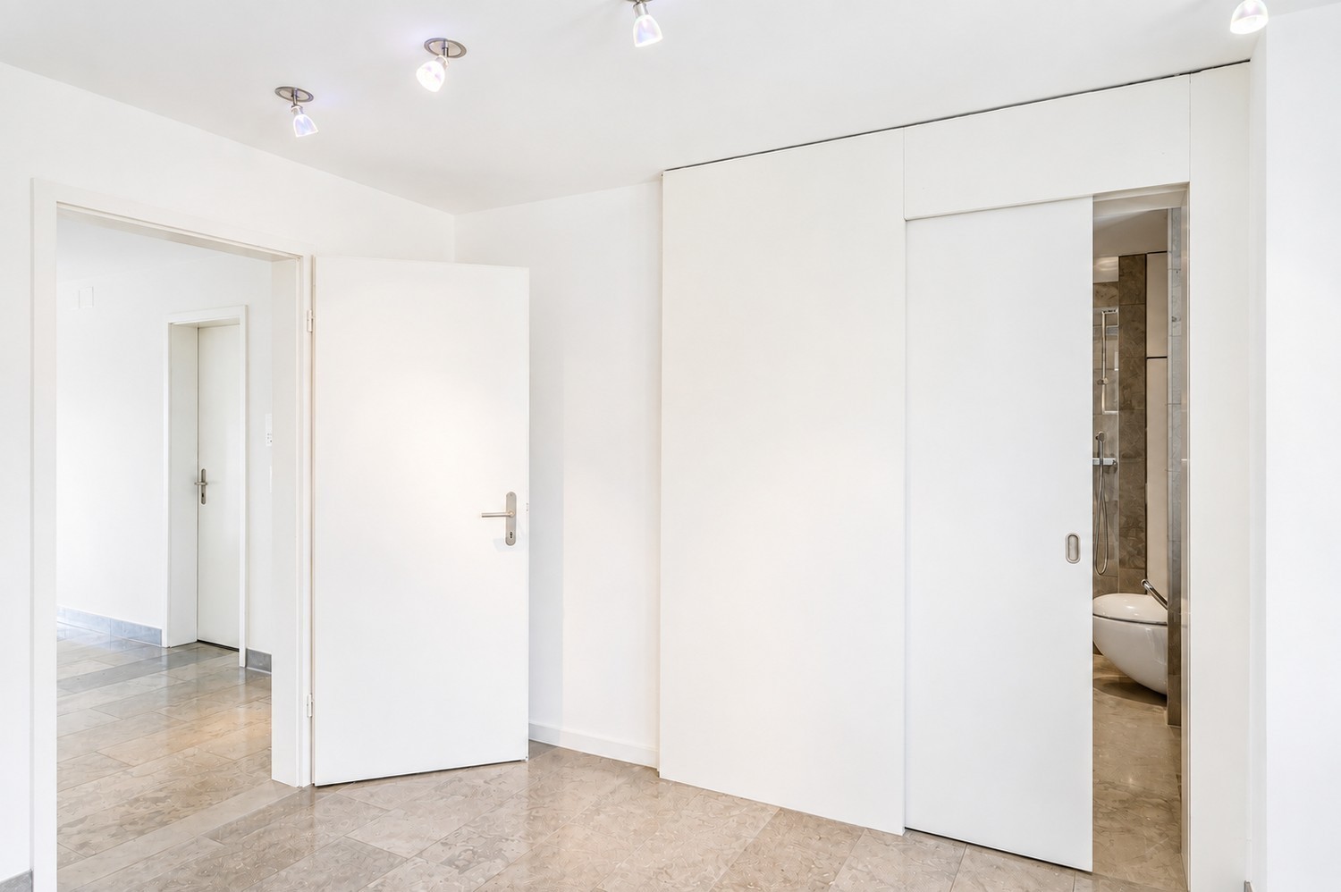 3 ½ rooms apartment, photo 8 of 10