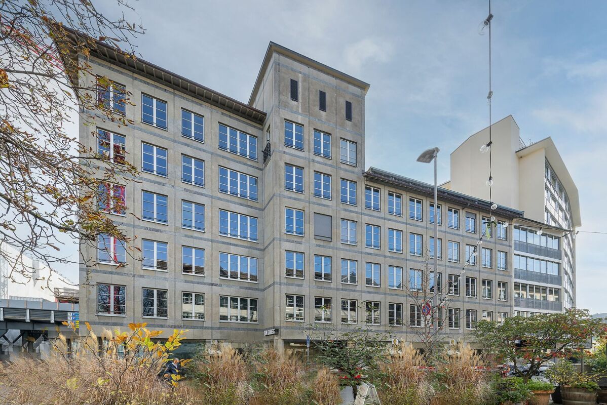 500m² office
