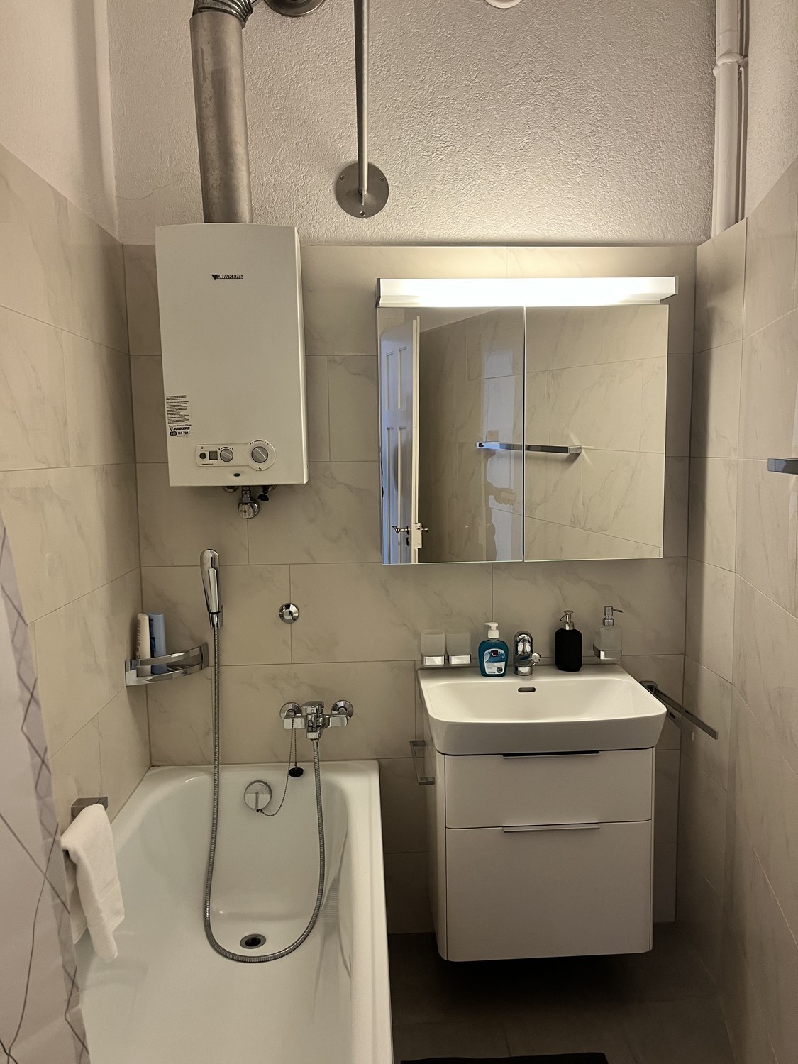 Room in a shared flat, photo 6 of 9