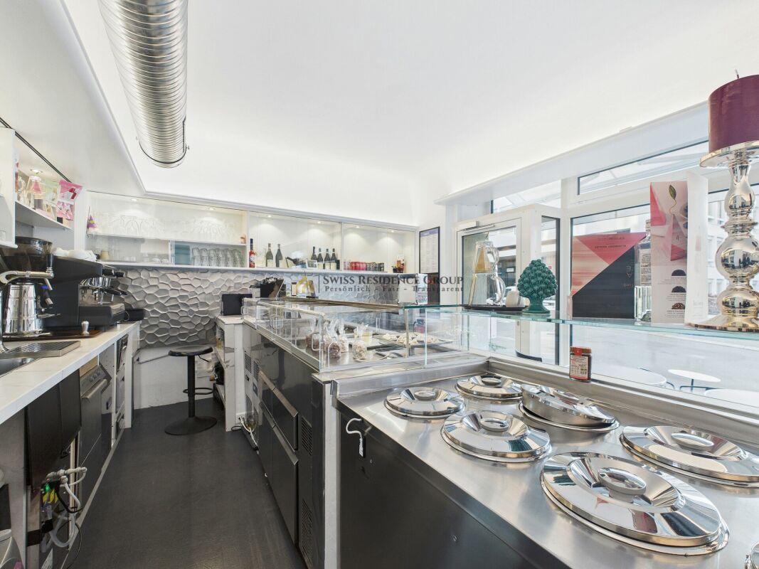 160m² restaurant