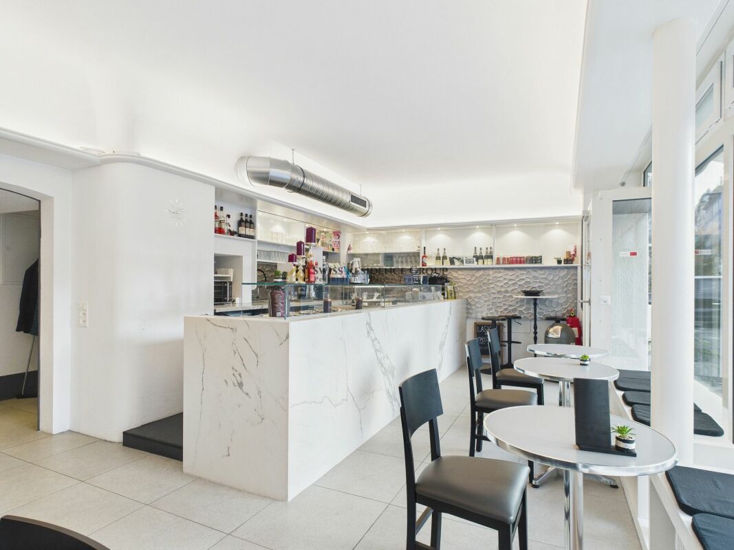 160m² restaurant