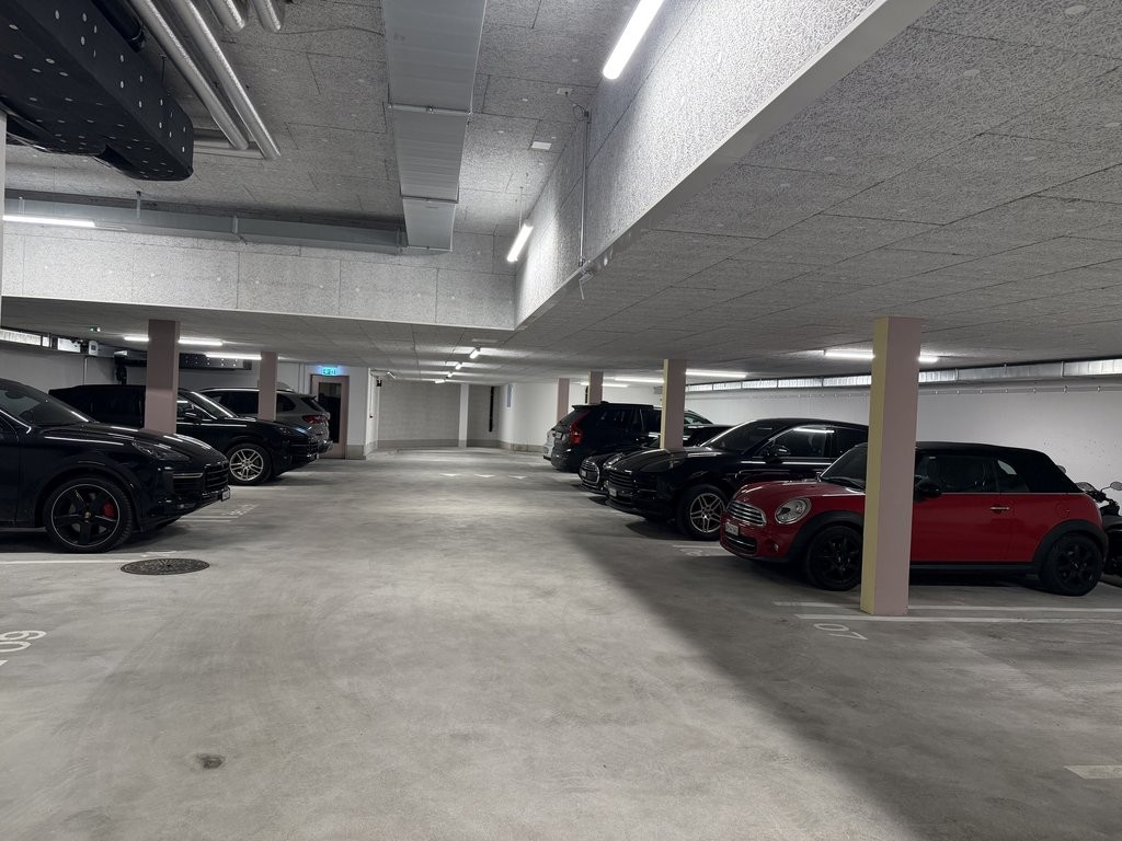 Underground slot