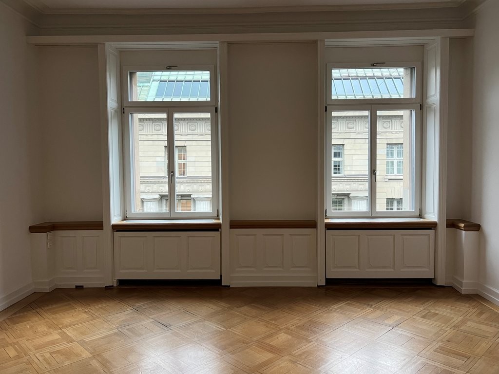 56m² office