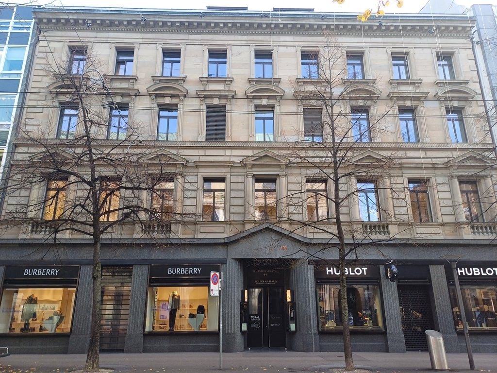 56m² office