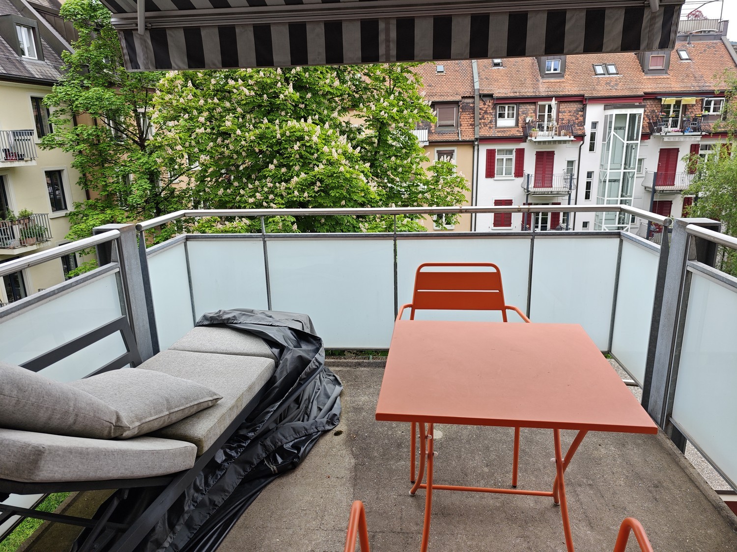 3 rooms apartment