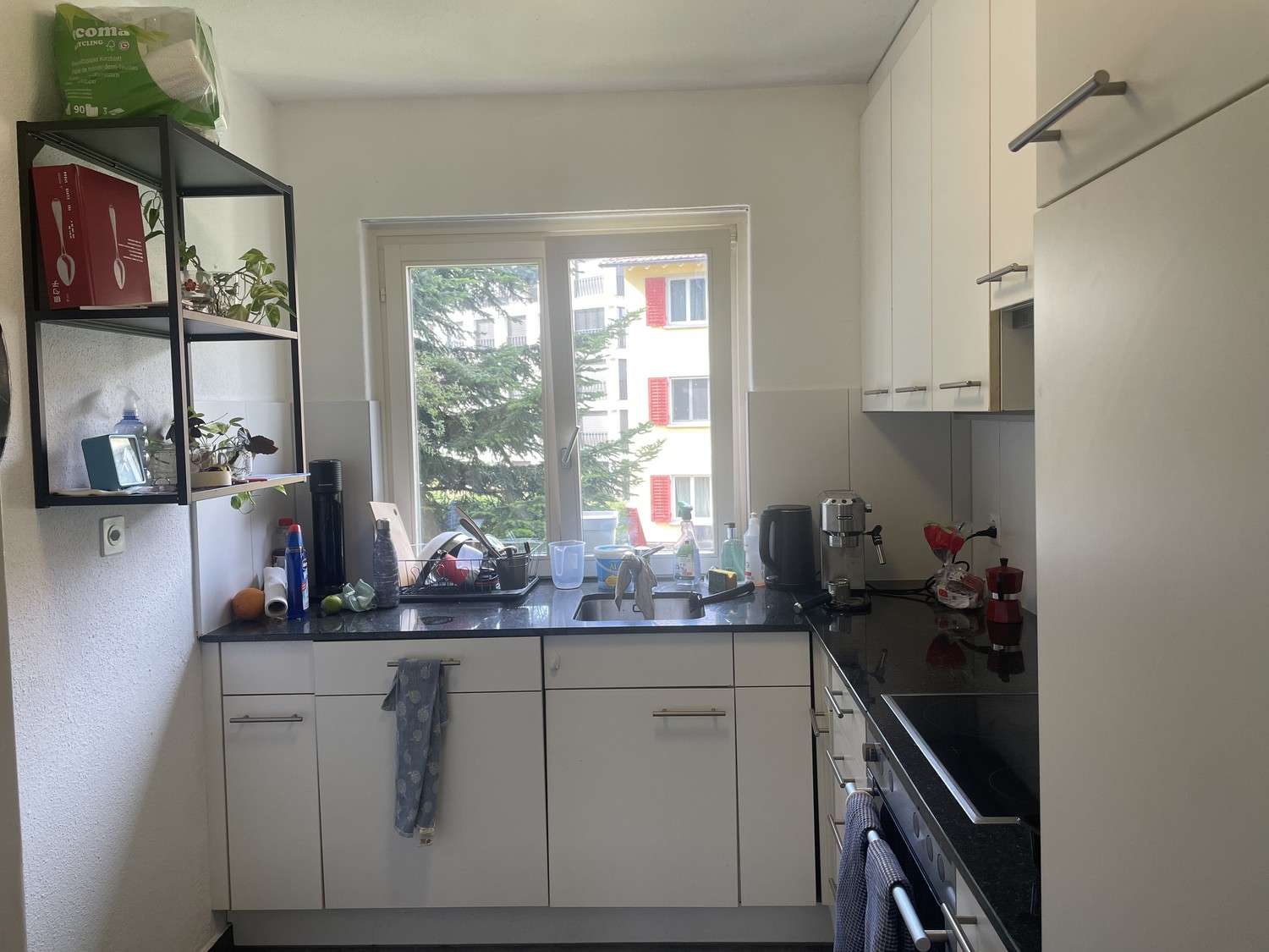 Chambre dans un appartement partagé