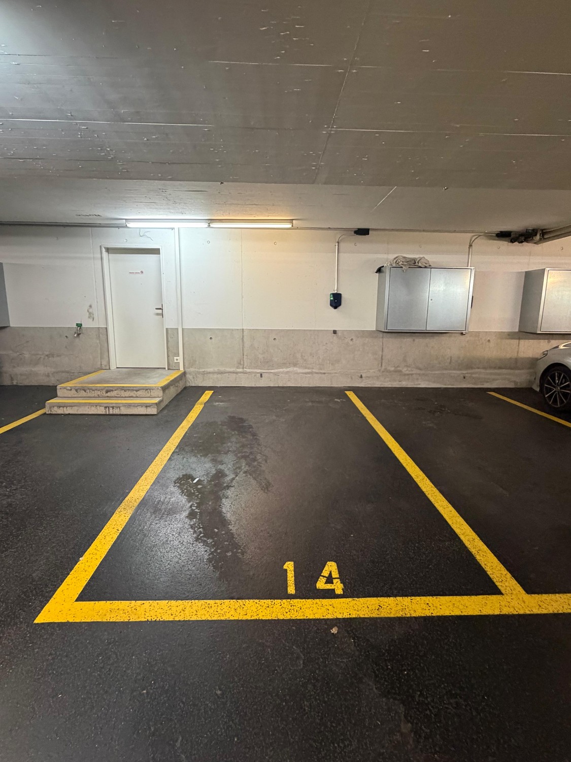 Underground slot