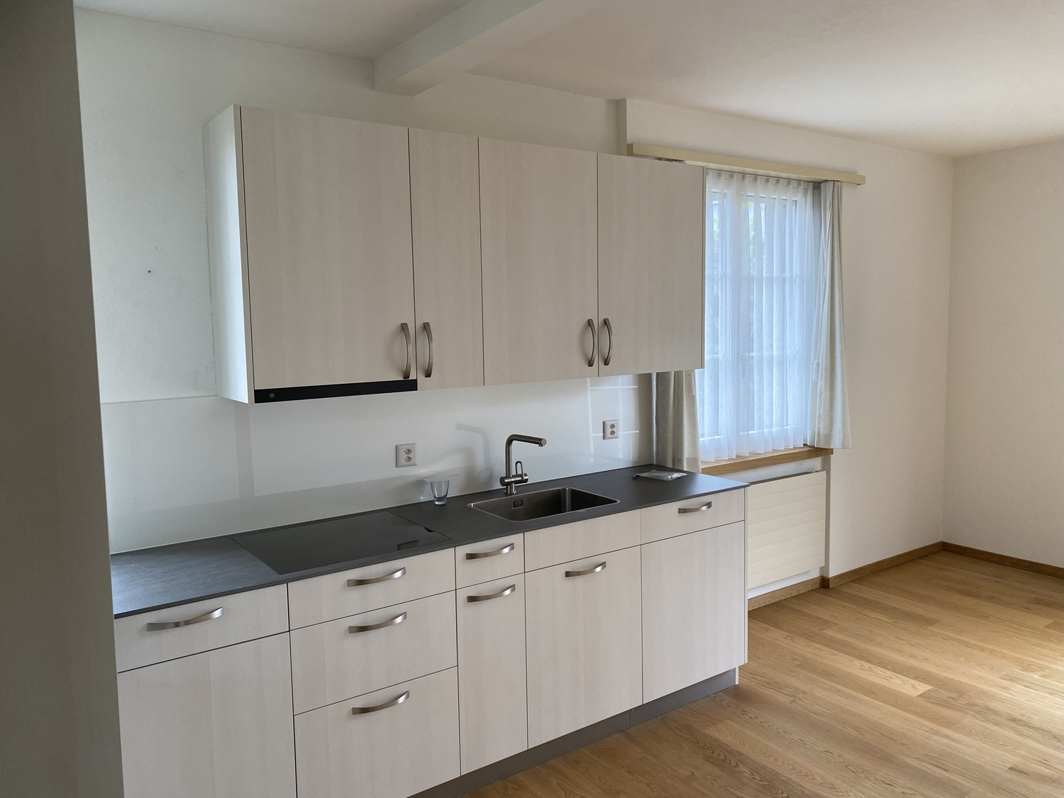 4 rooms apartment, photo 3 of 10