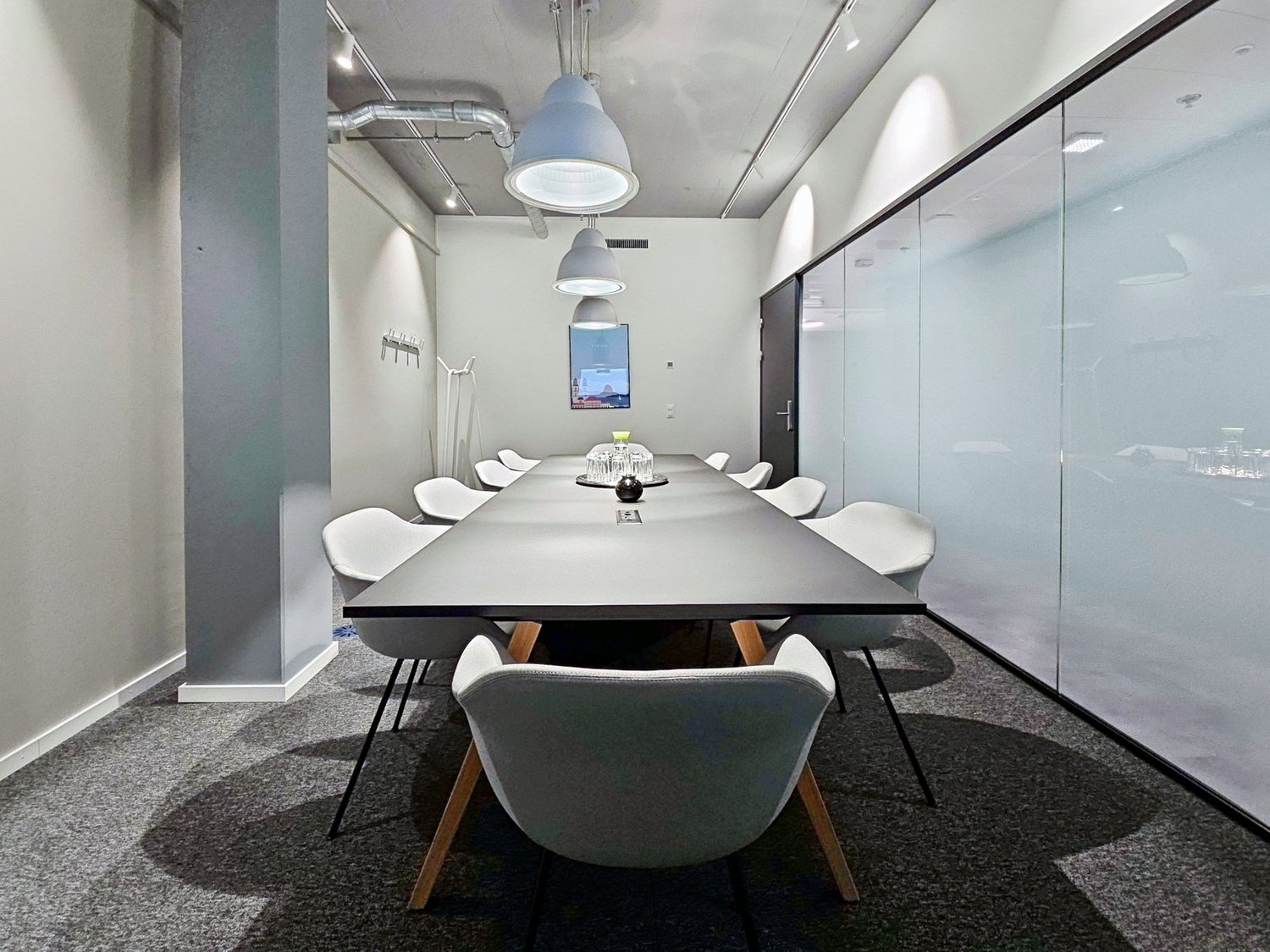 150m² office