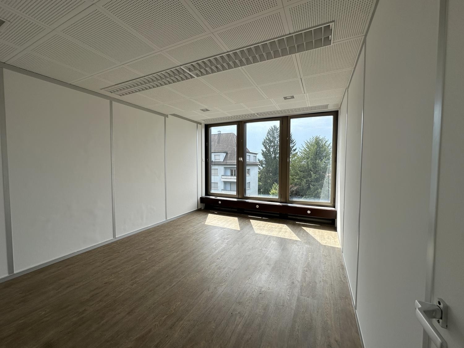10m² office