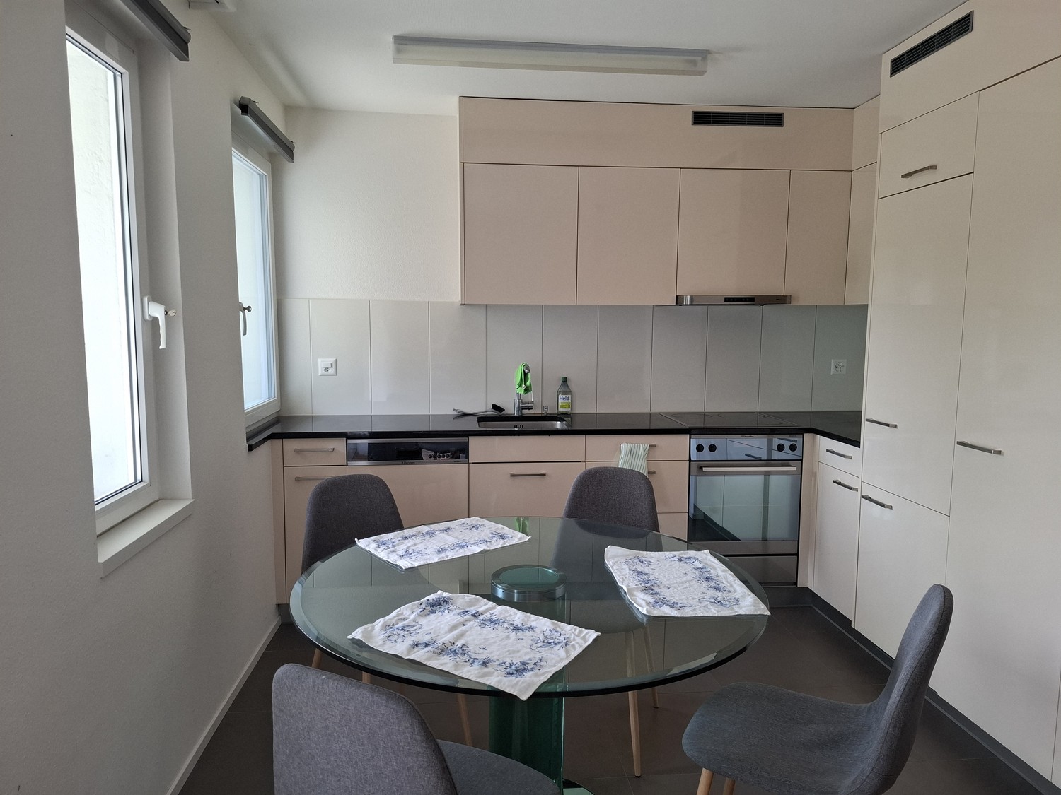 2 rooms apartment, photo 1 of 6