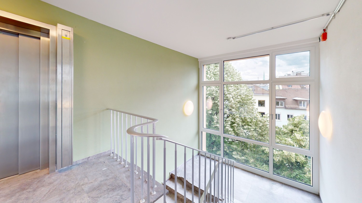 1078m² de bureaux